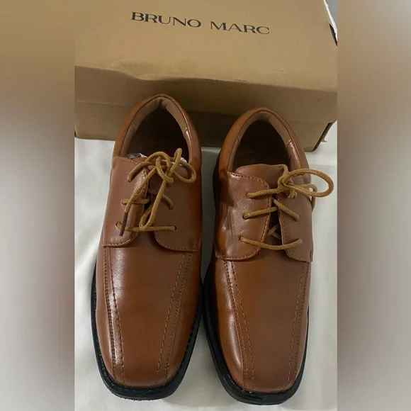 Bruno Marc Boy's Classic Oxfords Dress Shoes
Size 3 
SBOX226K
Brown - Picture 4 of 12